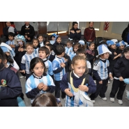 Festejos por el Día de la Bandera con los niños de Jardín